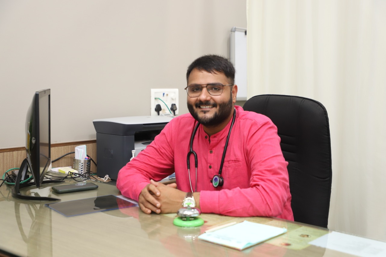 Mr. RAVI MUKESHKUMAR PANDYA