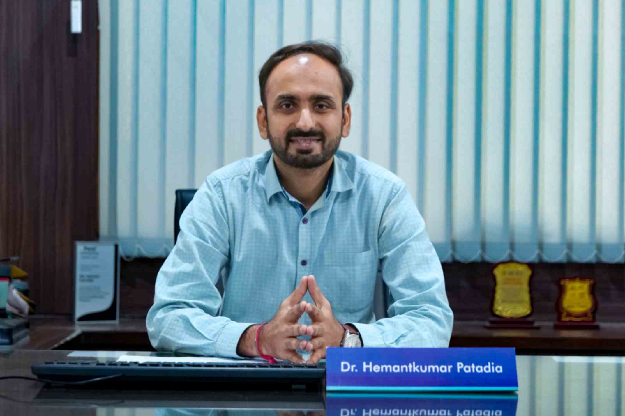 Dr. HEMANTKUMAR SURESHKUMAR PATADIA