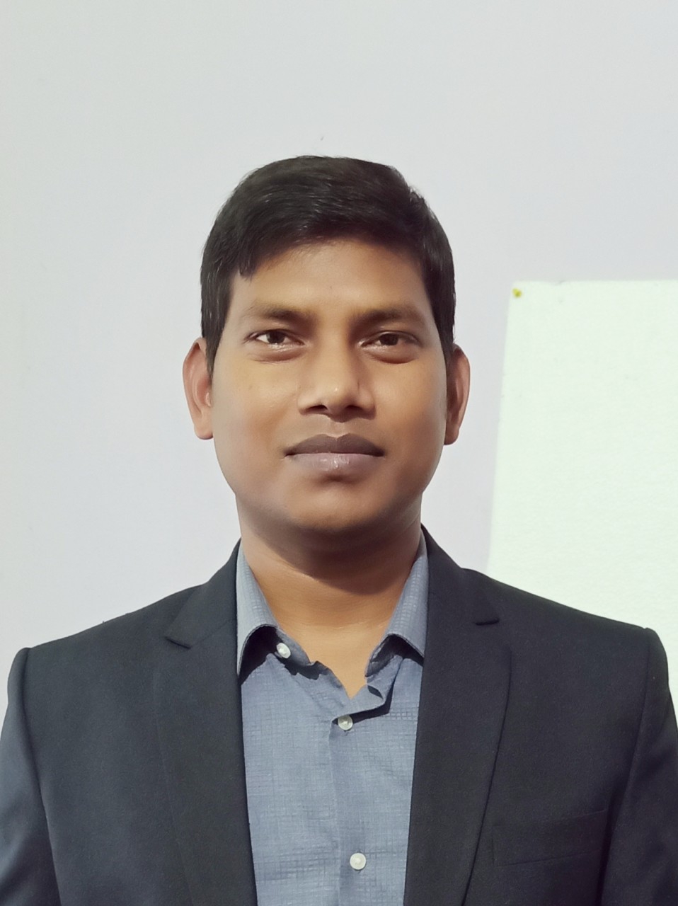 Dr. Rajesh Kumar